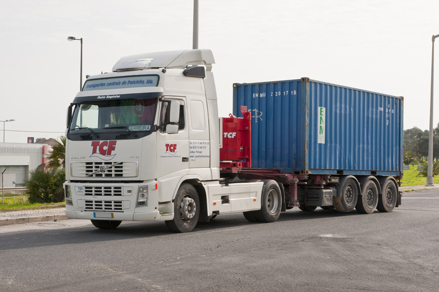 cargo-truck-3.jpg